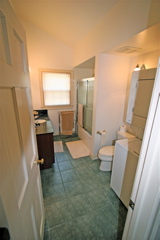 Bath with tub/shower WD
