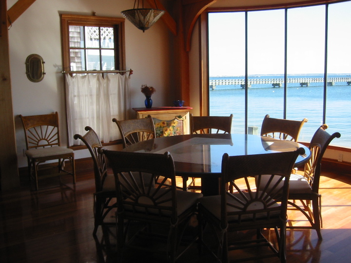 Dinning3